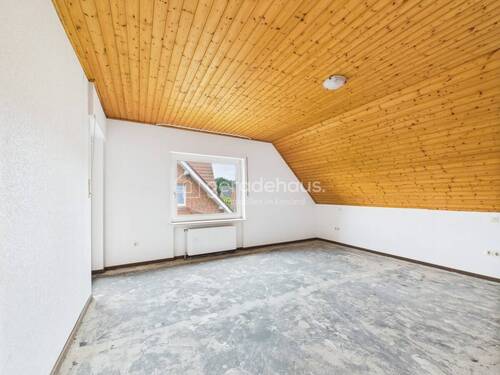 CAM03818G0-PR0041-STILL025 - 