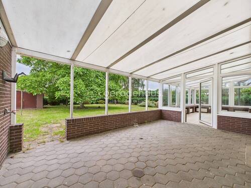 CAM03818G0-PR0041-STILL013 - 