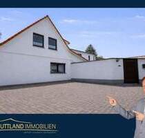 Wohnen, Arbeiten oder Vermieten - Großzügiges Doppelhaus mit separatem Praxisgebäude in Stralsund - Stralsund / Andershof Frankensiedlung