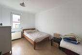 Schlafen EG - 1 Zimmer Mehrfamilienhaus, Wohnhaus zum Kaufen in Stuttgart