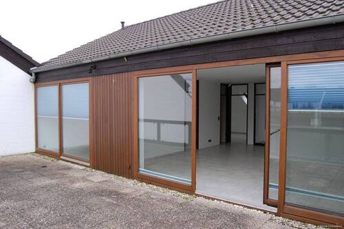 Archivbild Fensterfront Dachterrasse - 3 Zimmer Etagenwohnung in Gifhorn