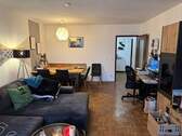 Wohnzimmer Bild 2 - Etagenwohnung mit 63,70 m&sup2; in Erlangen zum Kaufen