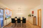 Esszimmer - 4 Zimmer Einfamilienhaus in Neuhausen auf den Fildern