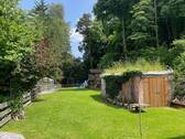 Garten - Österreich! Ein Paradies für Ihre Kinder! PERFEKT RENOV. WOHNHAUS mit ca. 3.000 m² GRUND Nähe BURGHAUSEN (ca. 7 km entf.)
