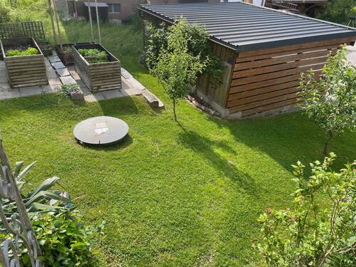 Garten, Carport - Mehrfamilienhaus, Wohnhaus mit 240,00 m² in Burghausen zum Kaufen