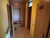 Flur mit Garderobe - 