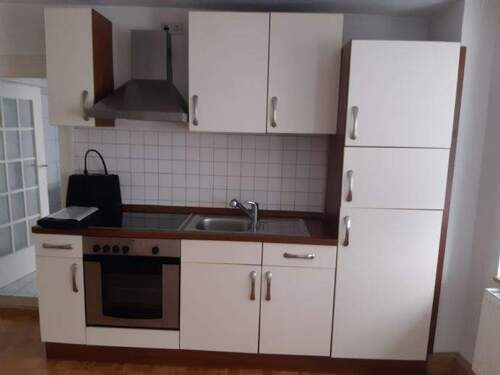 EBK - Altstadt: große 2ZKB-Wohnung mit EBK