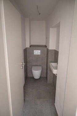 separate Gästetoilette OG - 