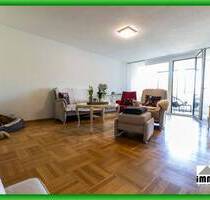 mehr als nur eine Wohnung: 3,5 Zimmer, zwei Balkone und ein Ausblick zum Verlieben - Eisingen