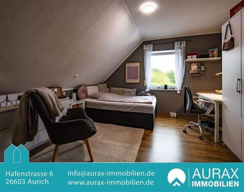 Schlafzimmer II OG - 