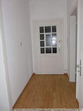 Flur - 1 Zimmer Etagenwohnung in Karlsruhe