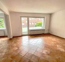 Wohnen mit Wohlfühlcharakter! Lichtdurchflutete 2-Zimmer-Wohnung mit großem Süd-Balkon - Hamburg