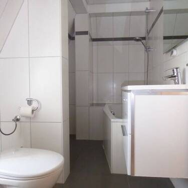 Badezimmer - Etagenwohnung mit 65,00 m&sup2; in Arnsberg zur Miete