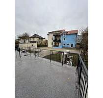 ! Neubau - EG Hochparterre Wohnung mit großzügiger Terrasse ! - Berlin Altglienicke