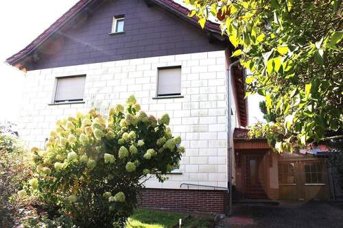 Ansicht - 5 Zimmer Einfamilienhaus zum Kaufen in Frohburg