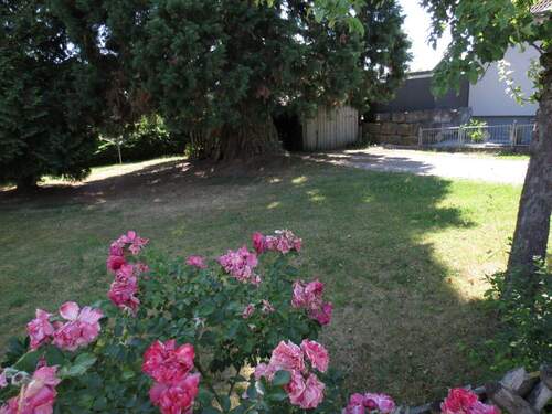 Garten - Einfamilienhaus mit 120,50 m&sup2; in Rosenberg zum Kaufen