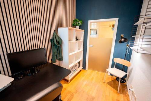 Office 4 - 