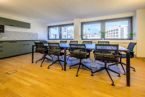 Flex Desk Geschäftsadresse - Büro in Düsseldorf
