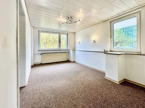 Zimmer 1 - 2 Zimmer Etagenwohnung zum Kaufen in Stuttgart