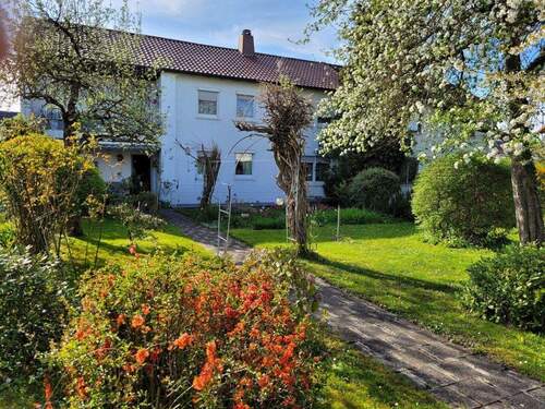  Hausansicht Strassenseitig - 