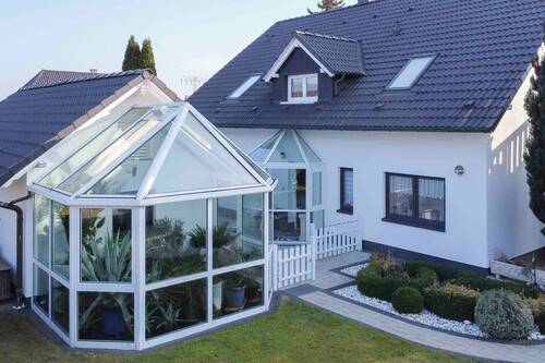 Außenansicht (Nordost) - 6 Zimmer Einfamilienhaus zum Kaufen in Schwedt/Oder