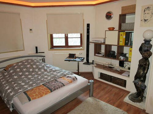 Schlafzimmer EG - 2 Zimmer Etagenwohnung zum Kaufen in Dinkelsbühl