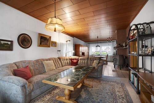 Wohnbereich - Einfamilienhaus mit 226,10 m&sup2; in Twistringen zum Kaufen