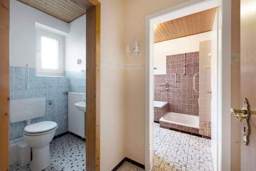 Gäste WC Erdgeschoss - 