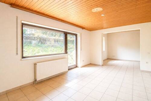 Wohnzimmer_Esszimmer_EG - 4 Zimmer Einfamilienhaus zum Kaufen in Aßlar