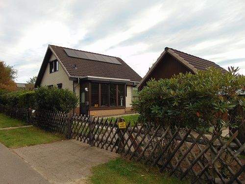 Hausansicht Strassenseite Bild 3.jpg - 