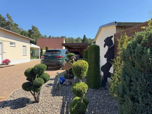 Vorgarten.jpg - 3 Zimmer Mehrfamilienhaus, Wohnhaus in Eggesin