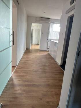 Flur.jpg - 2 Zimmer Etagenwohnung zur Miete in Itzehoe