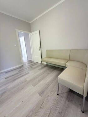 Zimmer 3 - 