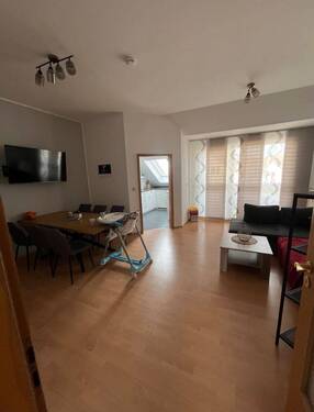 Wohnzimmer - 3 Zimmer Etagenwohnung zur Miete in Stadtilm