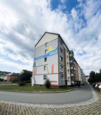 Außenansicht - Schöne 2-Raum Wohnung mit Balkon