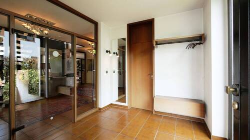 Eingangsbereich - Einfamilienhaus mit 261,00 m&sup2; in Lippstadt zum Kaufen