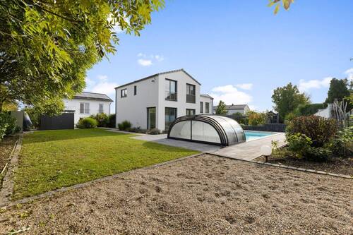 Impressionen Außenansicht - Einfamilienhaus mit 222,70 m&sup2; in Kösching zum Kaufen