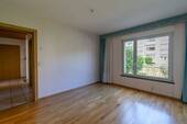Schlafzimmer.jpg - Etagenwohnung mit 57,00 m&sup2; in Friedrichshafen zum Kaufen