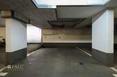 Tiefgaragenstellplatz - 