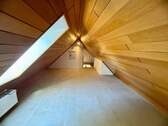 Spitzboden/ausgebaut - 