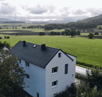 Vermietung: 2 Wohnungen in Hohenroda mit Seeblick!