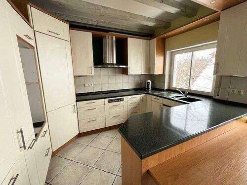 Bild2 - 8 Zimmer Einfamilienhaus zum Kaufen in Markt Taschendorf Umgebung