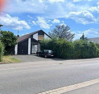 Hausvorderansicht - Toplage Nähe Waldorfschule und Hö-Gy! Repräs. Einfam.-Haus m. 8,1 Ar Grundstück u. 180 m² Wohnfläche in gefragter Lage!