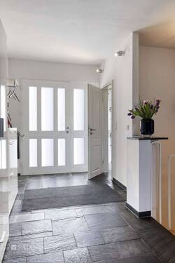 Blick auf Eingangstür - 