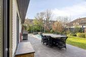Blick Terrasse_Pool - 
