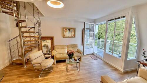Wohnzimmer - Etagenwohnung mit 63,00 m² in Lübeck zum Kaufen