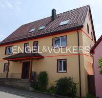 Sanierte OG-Wohnung mit EBK, Garage und Gartennutzung - Ammerbuch-Entringen