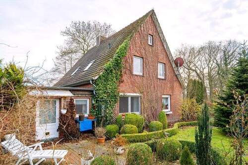 Impressionen - 5 Zimmer Einfamilienhaus zum Kaufen in Wittmund OT Leerhafe