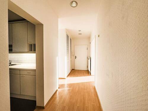 Flur - 3 Zimmer Etagenwohnung in Berlin