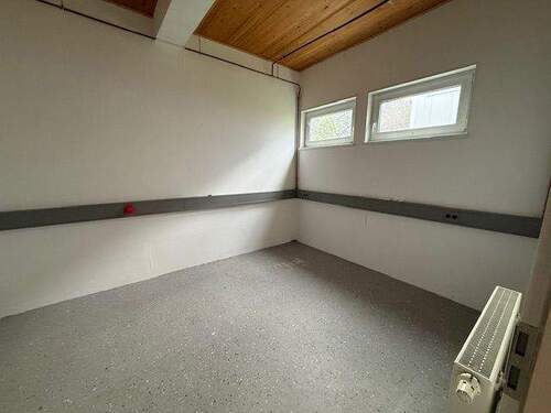 kleiner Werkstatt-/Lagerraum - 